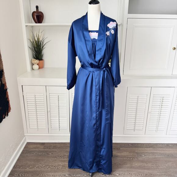 Vintage Natori Navy Blue Satin Embroidered Floral Nightgown and Robe Set Size S - Picture 6 of 9
